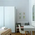 La Piazzetta 4 *