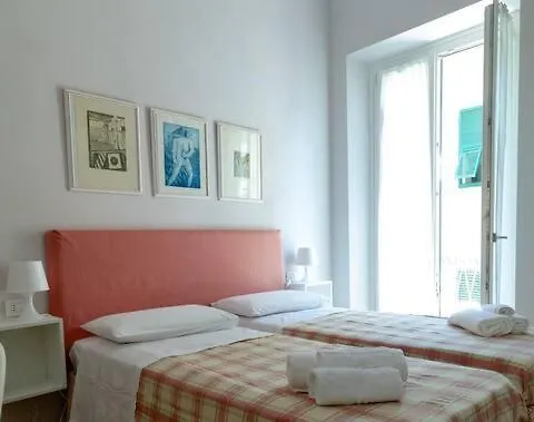 La Piazzetta 4 * La Spezia